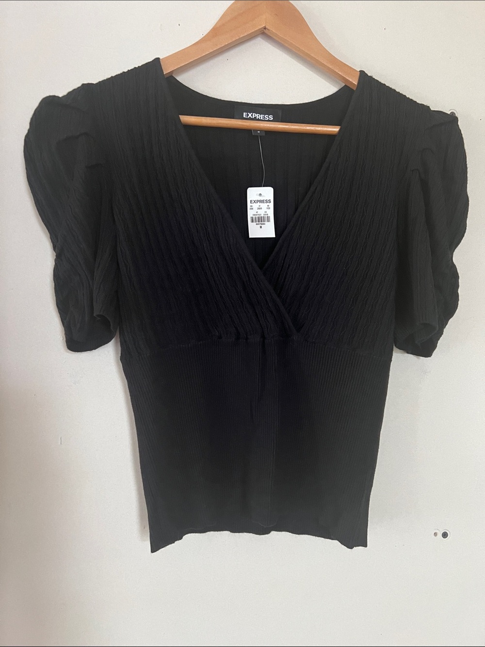 Express Black V-Neck Puff Sleeve Ribbed Top